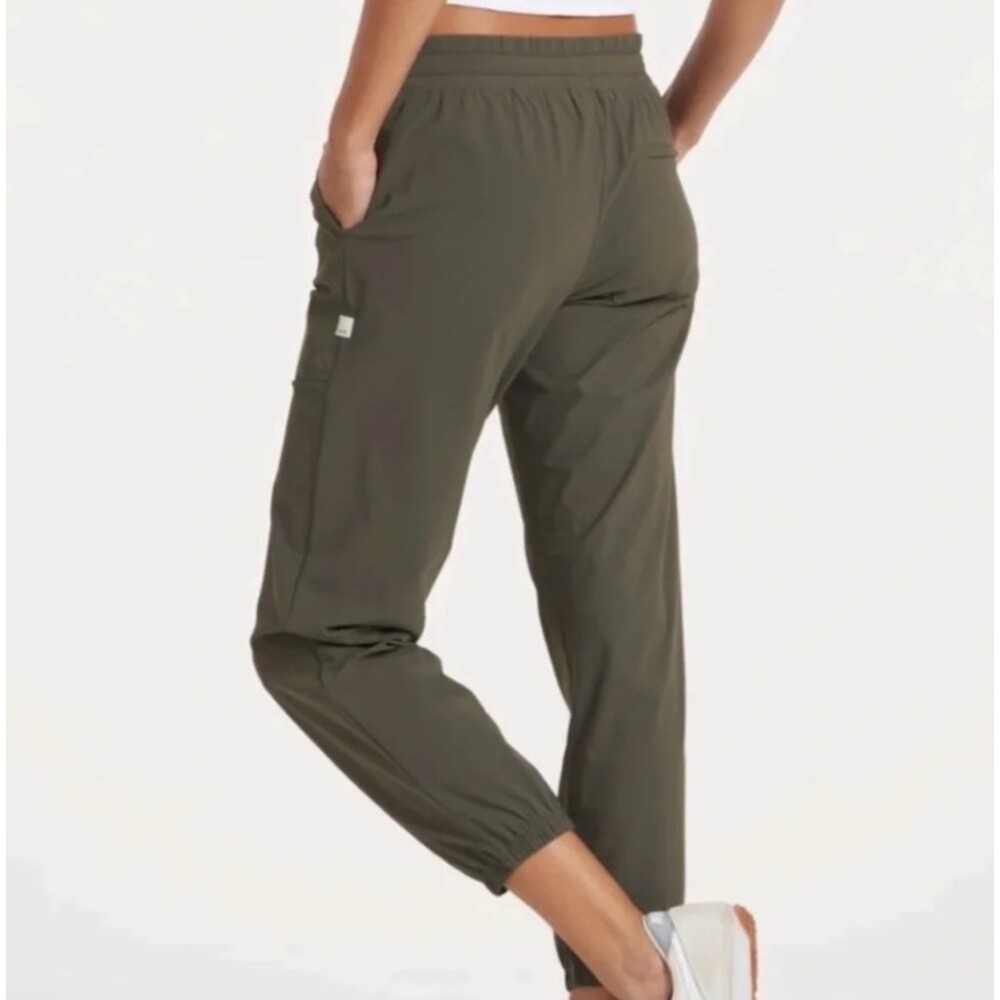Vuori Women’s Miles Joggers Drawstring Waist Pants In Oregano Green Size Large - Picture 2 of 8